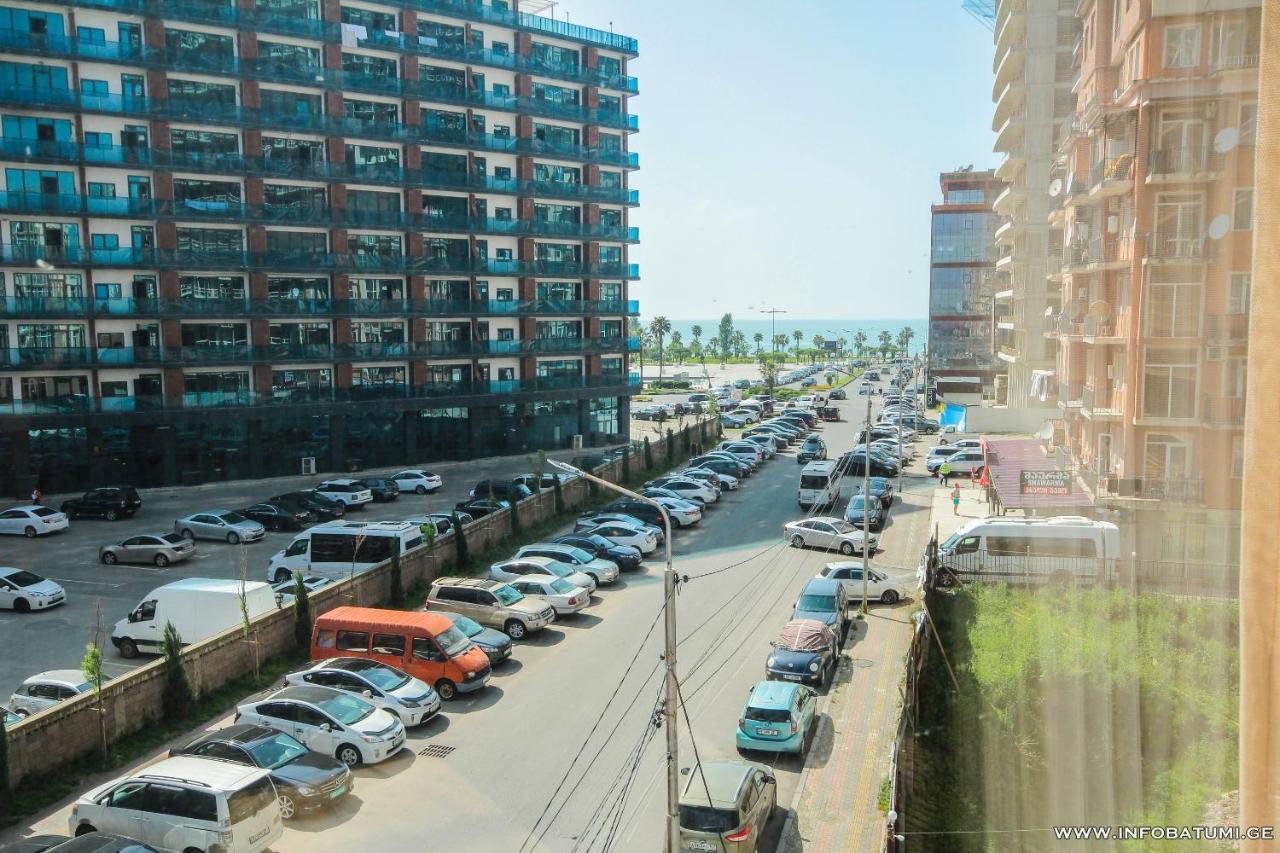 Hotel Batumi Inn Exterior foto