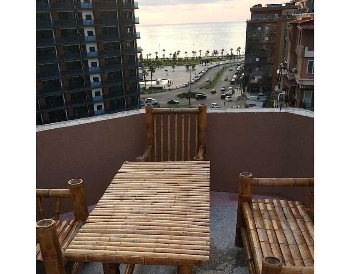 Hotel Batumi Inn Exterior foto
